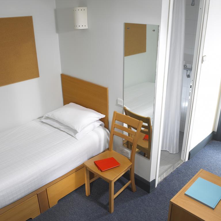Maynooth Campus Apartments Kamer foto